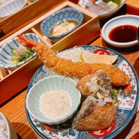 魚とおばんざい 泉士 - ブリはややベッチョリ、