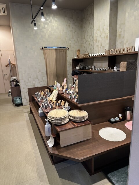 NICOMARU（にこまる） - 中央弘前（おにぎり）の写真