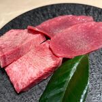 焼肉料理 牛吉日和 - 