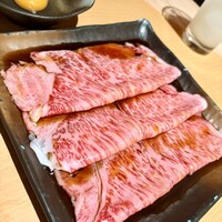 近江うし焼肉 にくTATSU 銀座店 - 