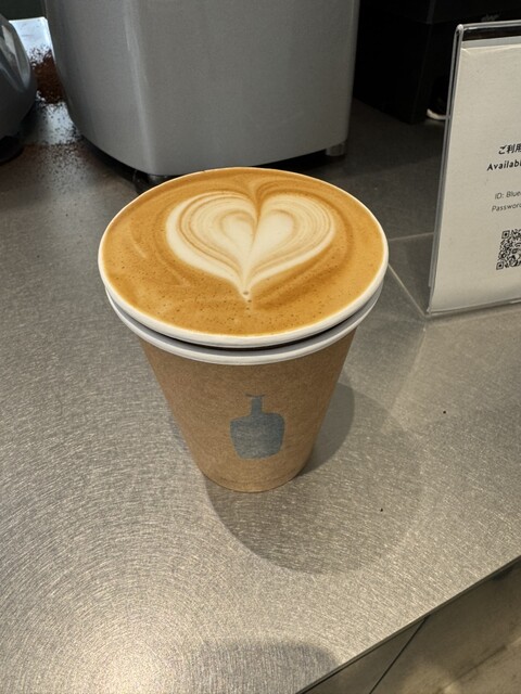 BLUE BOTTLE COFFEE Kyoto Kiyamachi Cafe