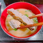 徳多屋 - 味噌汁の具までマグロ