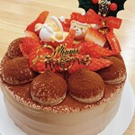 イチゴとバナナのチョコレートケーキ 5号サイズ直径15cm