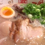 博多 一風堂 - 白中＋味玉追加