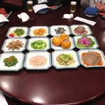 趙楊 - 十二単碟　（十二種類の冷菜）