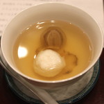 趙楊 - 魚團竹蓀蛋　（魚のすり身団子とキヌガサタケ卵のスープ）