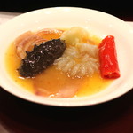 趙楊 - 泡椒烩双珍　（ナマコとヤクのペニス四川漬物唐辛子煮込み）