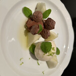 ラ・ボンヌターブル - 