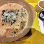 パルメナーラ - 料理写真:３種きのこの秋色パルメナーラ：期間限定