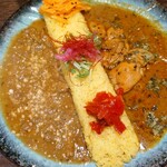 スパイシーカリーハウス半月 - 