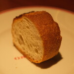 LE BISTRO - おすすめ肉料理 2750円 のパン