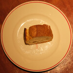 LE BISTRO - おすすめ肉料理 2750円 のパン