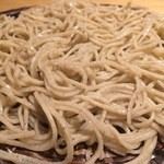 山王 ひらそば - 土日限定十割そば。そば粉の分だけ値段が高め。