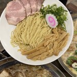 厚切りレアとんかつ やまとん - 