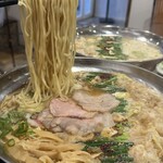 厚切りレアとんかつ やまとん - 