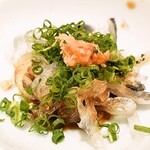 玄品 おでんのカウンター - 突き出し(皮湯引き)