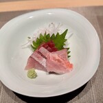 シコウ - 【お造り盛り合わせ（金目鯛・インド鮪・カンパチ）】