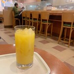 カフェ・ベローチェ - オレンジジュース