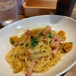 Orange Concept - ベーコンと南瓜のクリームソースパスタ1300円