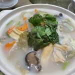 大珍樓 - 咸菜猪肚支竹包