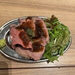 BEEF KITCHEN STAND - 