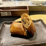 イタリアン チャイナバル村塾 - たっぷり黒毛和牛のパリパリ春巻き