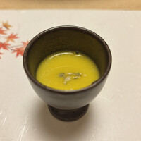 先斗町しゃぶしゃぶすき焼き きらく - 京の伝統野菜の鹿ケ谷かぼちゃのすりおろし(先付け)