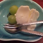 大和榛原牛 うし源 - デザート