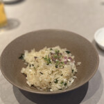 中国飯店 富麗華 - 写真撮るの下手です