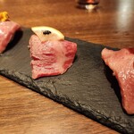 和牛焼肉やくにく 徹 - 