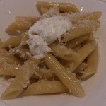 RISTORANTE YAGI - ペンネと、水牛のリコッタチーズ ポルチーニ