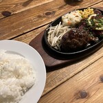 炭火焼ハンバーガー＆ステーキ チェリーズ - 