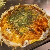 텃판야 에츠보 - 肉玉そば(税込800円)
                ・茹で生中太麺(升萬食品)
                ・オタフクソース(フルーティーな甘み)
                ・焼き方:強く押さえる
                ・焼き上がりの形:綺麗な円形
                ・鉄板orお皿で食べるのが標準