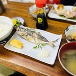 大和屋食堂 - 