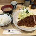 丸一 - ロースカツ定食