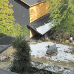 箱根 翠松園 - ロビーから見た感じ