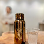 セレクトギャラリー＆バー バク - 