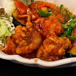 瓦ソバ PIN - 茄子と鶏肉　甘酢あんかけ