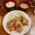 Dining Bar TAO - 若鶏のから揚げ（4個入り） 