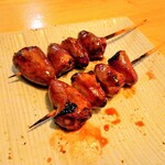 炭火焼き鳥 DABASHI - 歯応えが良い
