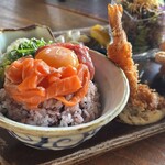 玉ねぎ倉庫跡地 志知カフェ - 