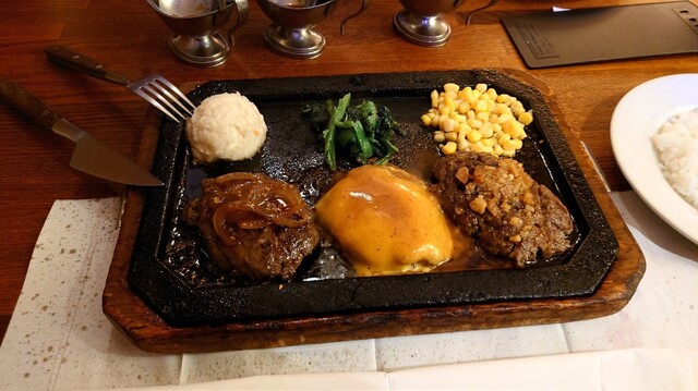 GOLD RUSH Shinjuku Higashiguchi Ten