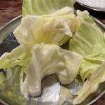 串かつ 七福神 - 突き出しのキャベツ