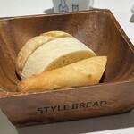 トレ・コローネ - パン