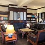 トレ・コローネ - ロビー