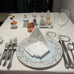 トレ・コローネ - テーブルセット