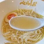 泡系しおとんこつラーメン べらしお - 