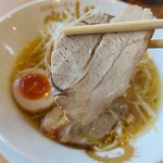 泡系しおとんこつラーメン べらしお - 