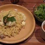 カフェ・アドレス - バジルクリームパスタのランチセット