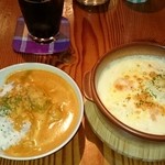 Cafeball - グラタンとチキンカレーのセット(サラダとドリンクつき1000円)